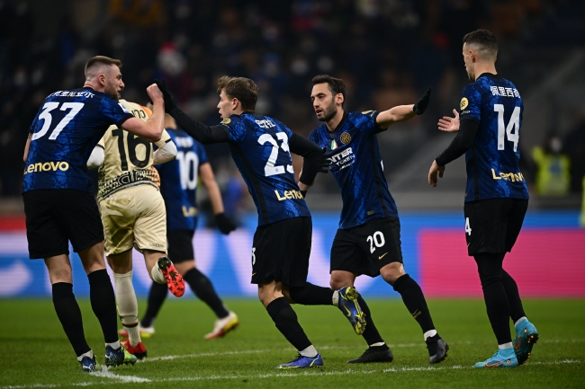 主场瞄准4连胜！阿德莱德主帅：全力争胜，全员健康迎战狮吼（主场冲击四连胜！阿德莱德主帅：全员齐整，誓斩狮吼）