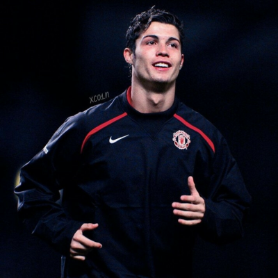 记者：纽卡正密切关注莱斯特城外租球员哈努斯，水晶宫也有意