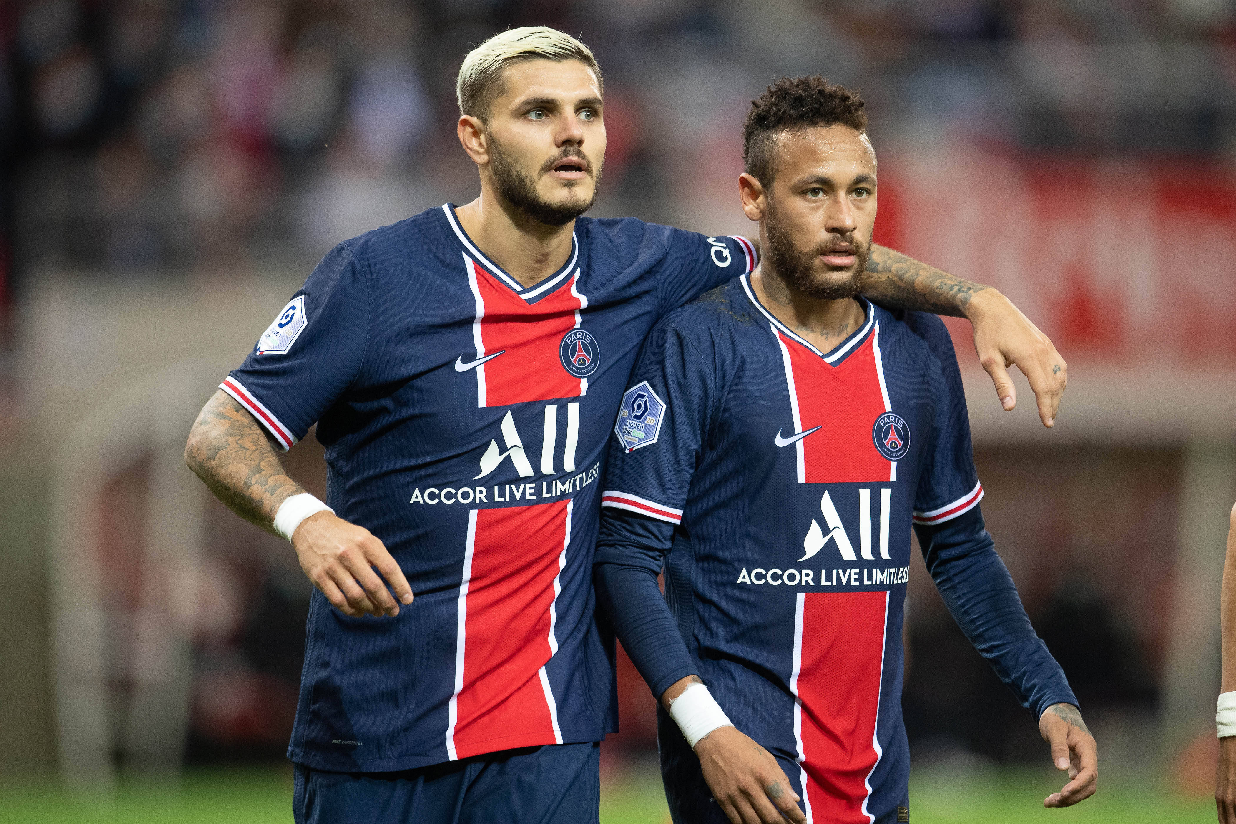 利物浦、曼城和热刺竞逐安托万·塞梅尼奥：英超转会市场的焦点（安托万·塞梅尼奥成英超转会焦点：利物浦、曼城与热刺上演争夺战）