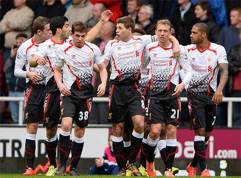 官方：多特门将迈尔续约至2027年