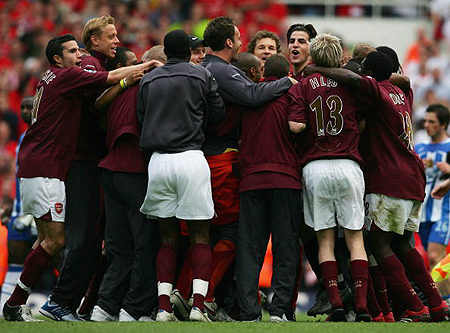 曼联旧将：凯恩可以回英超打破进球纪录，他很难拒绝加盟曼联（前曼联球员：凯恩若重返英超有望改写进球纪录，难拒曼联邀约）