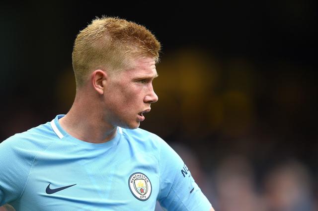 震撼！姆巴佩圣马梅斯上演天秀 阿诺德助攻配合堪称艺术品（燃爆！姆巴佩圣马梅斯上演神迹 阿诺德妙传配合宛如艺术）