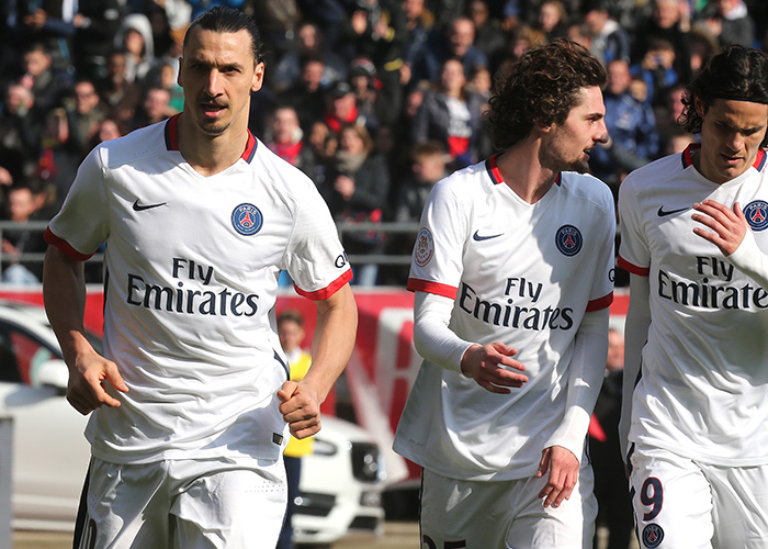 斯卢茨基：我们丢球后不得不加强进攻，这给了对手很多空间（斯卢茨基：失球逼我们加强进攻，反而让对手获得更多空间）