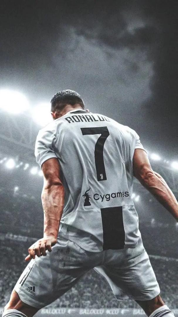 前对手：能跟梅西交手是非凡的经历! 是任何球员的梦想!（昔日对手：与梅西过招是非凡体验，是每名球员的梦想）