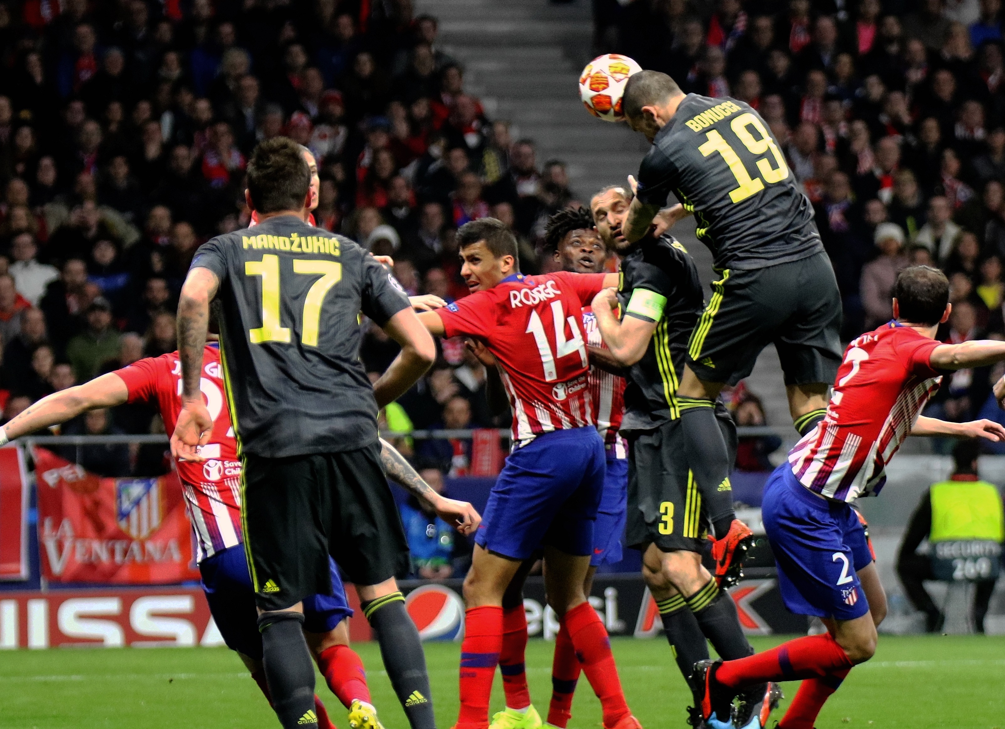 旺达前夫洛佩斯：我曾帮助过伊卡尔迪，他却伤害我